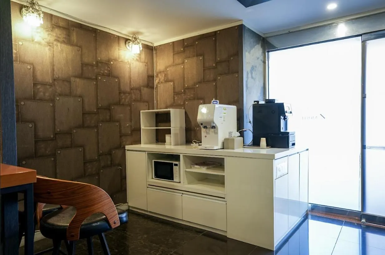 Z Motel Daeyeon Busan