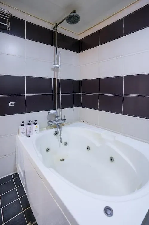Z Motel Daeyeon Busan