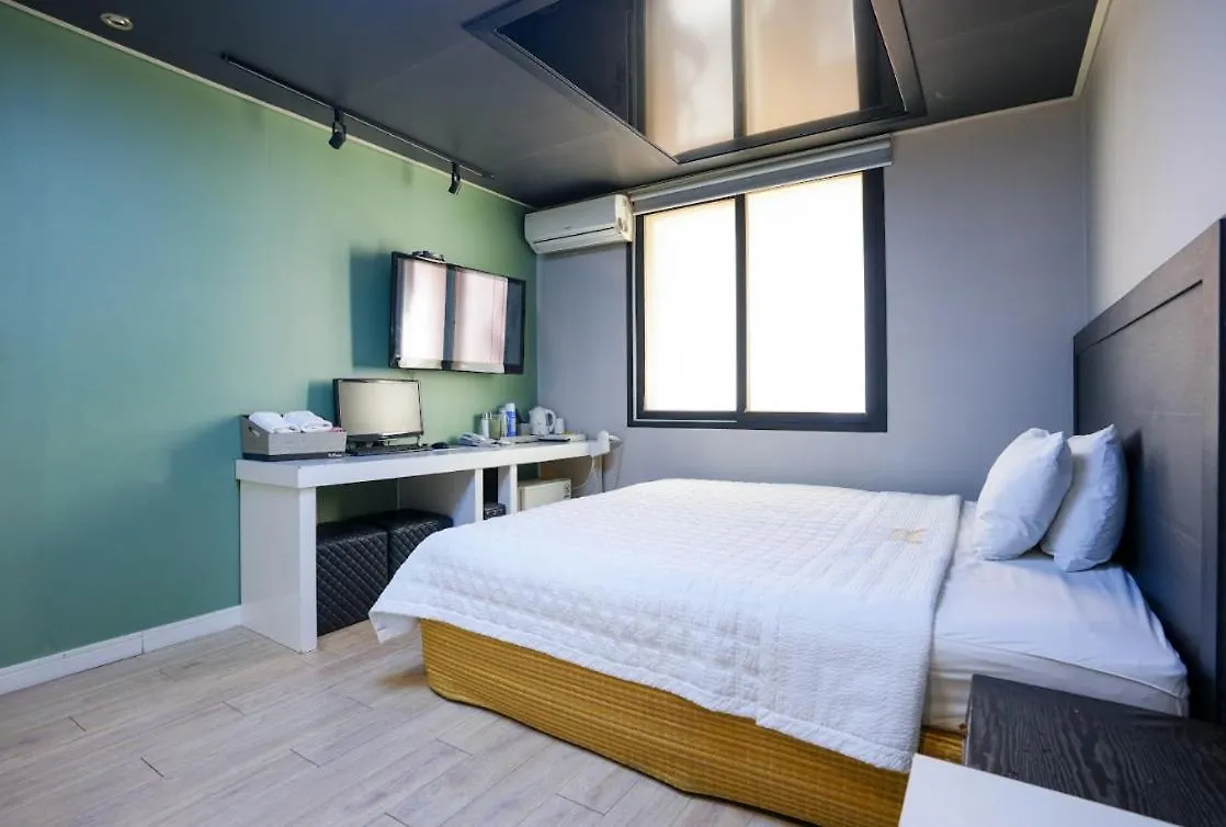Z Motel Daeyeon Busan