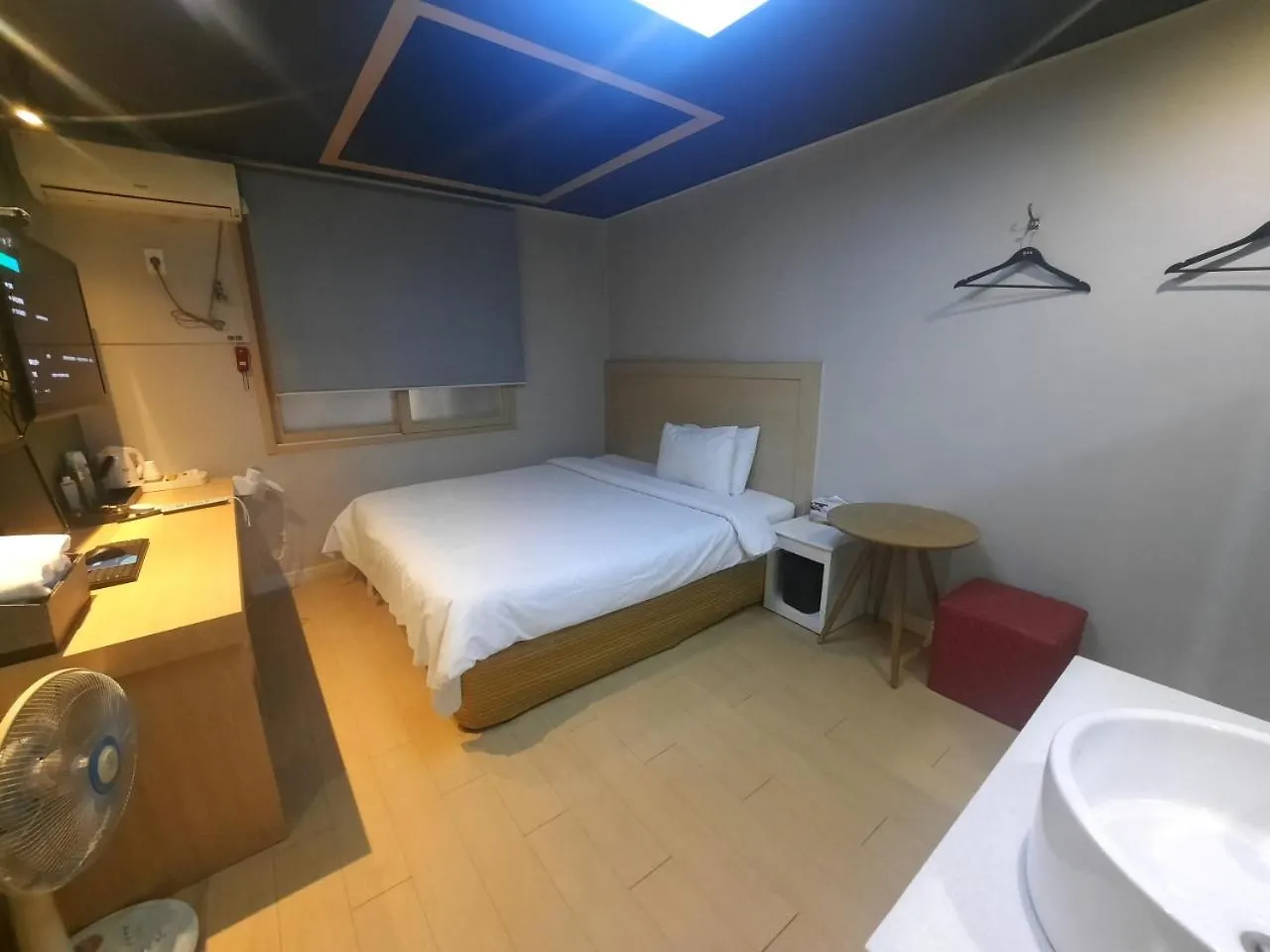 Z Motel Daeyeon Busan 0*,  South Korea