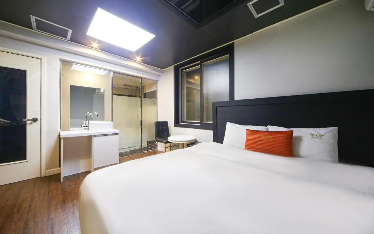 Z Motel Daeyeon Busan 0*,  South Korea
