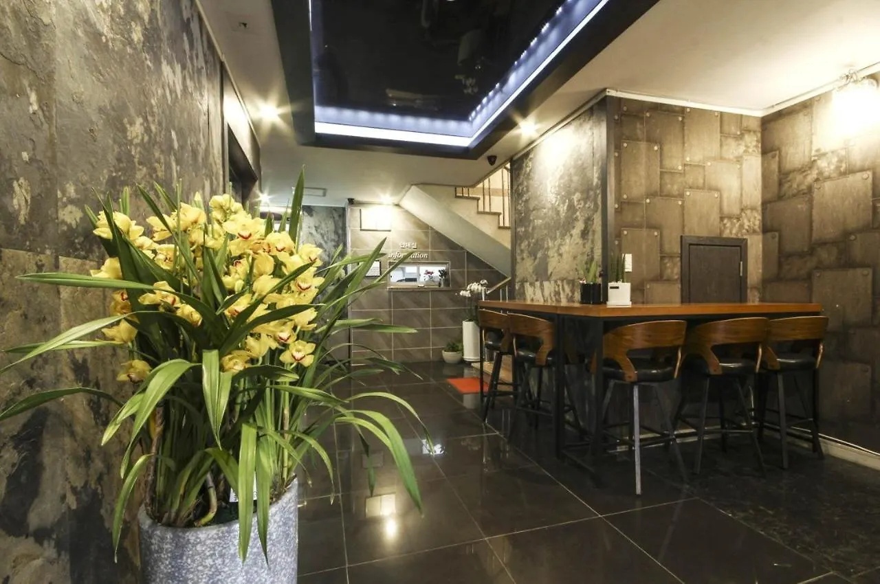 Z Motel Daeyeon Busan