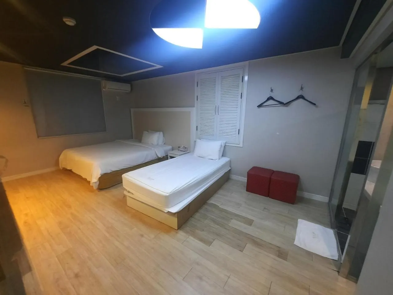 Z Motel Daeyeon Busan