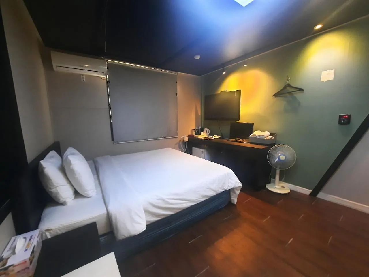 Z Motel Daeyeon Busan