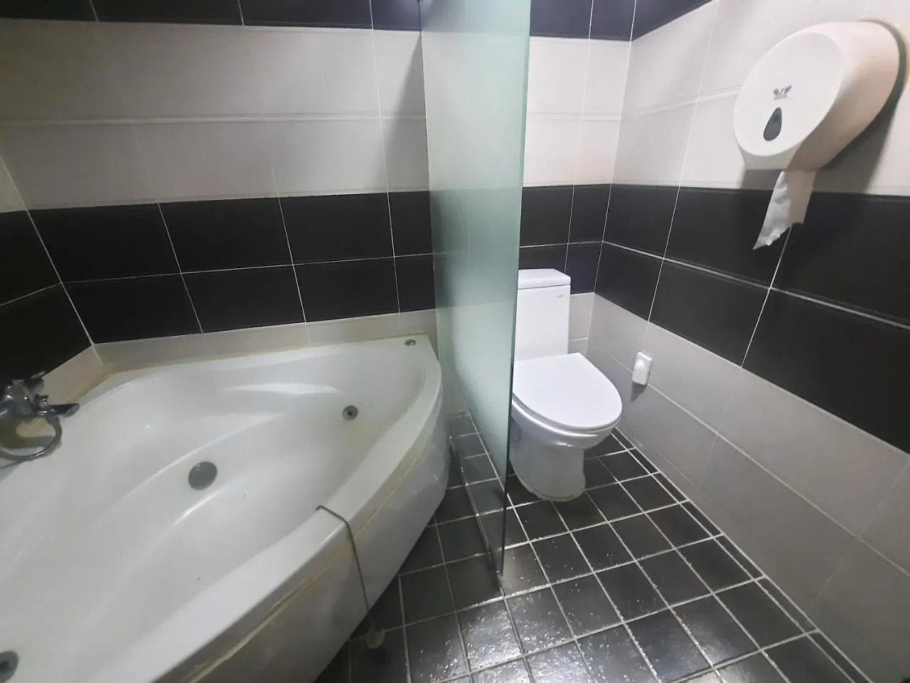 Z Motel Daeyeon Busan