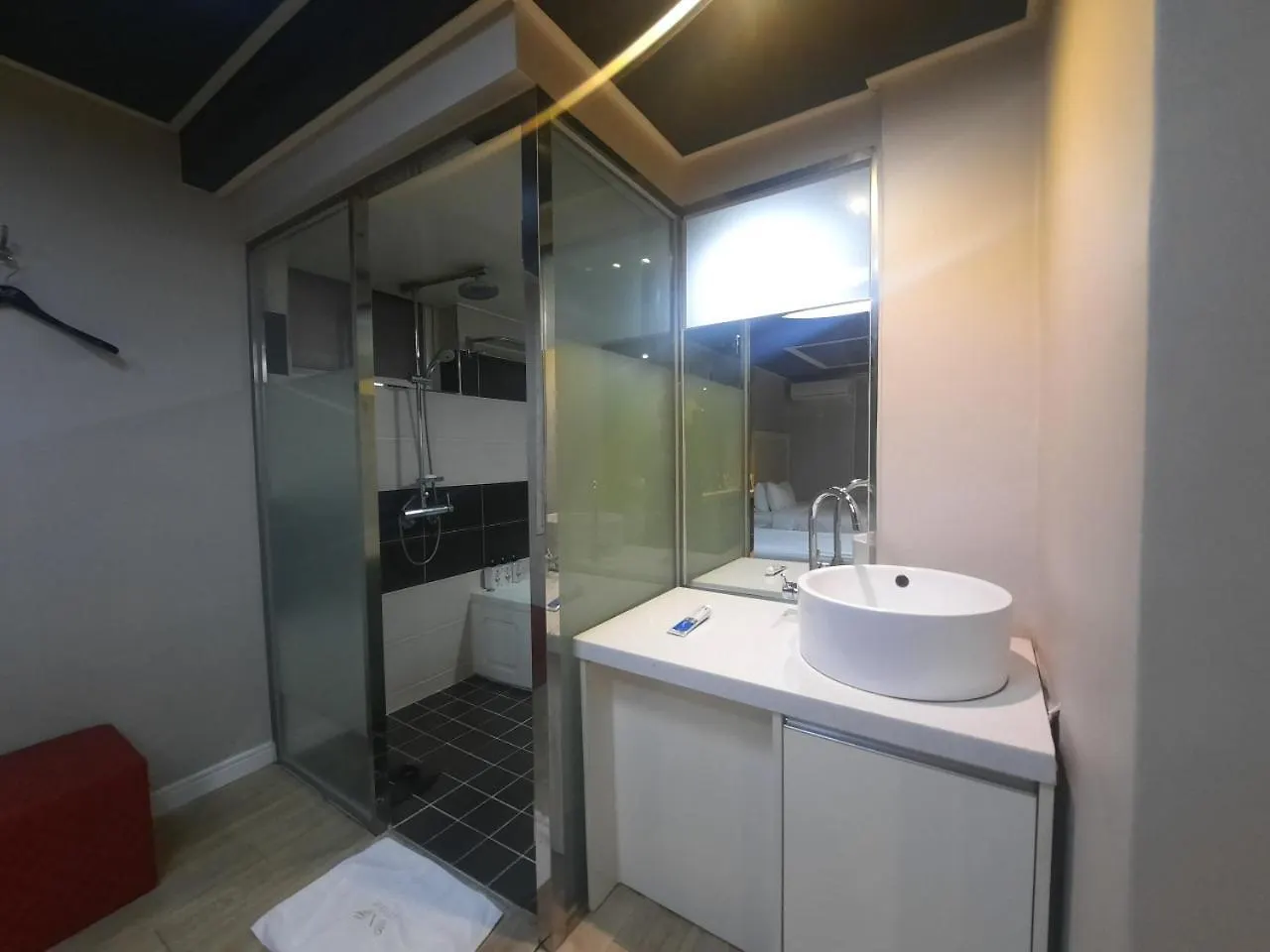 Z Motel Daeyeon Busan