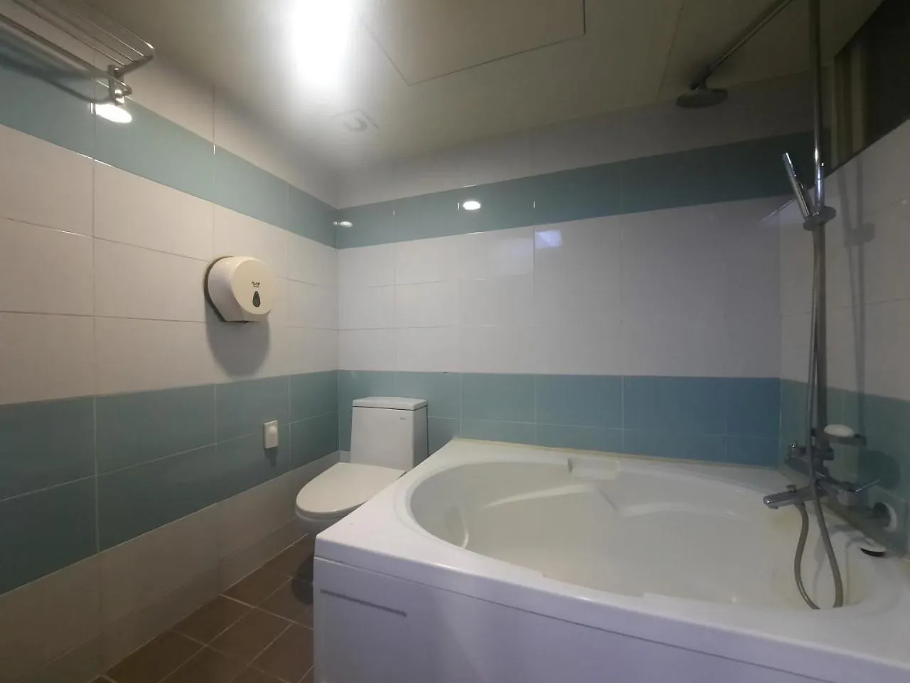 Z Motel Daeyeon Busan